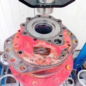 Atelier de reparații POCLAIN HYDRAULICS