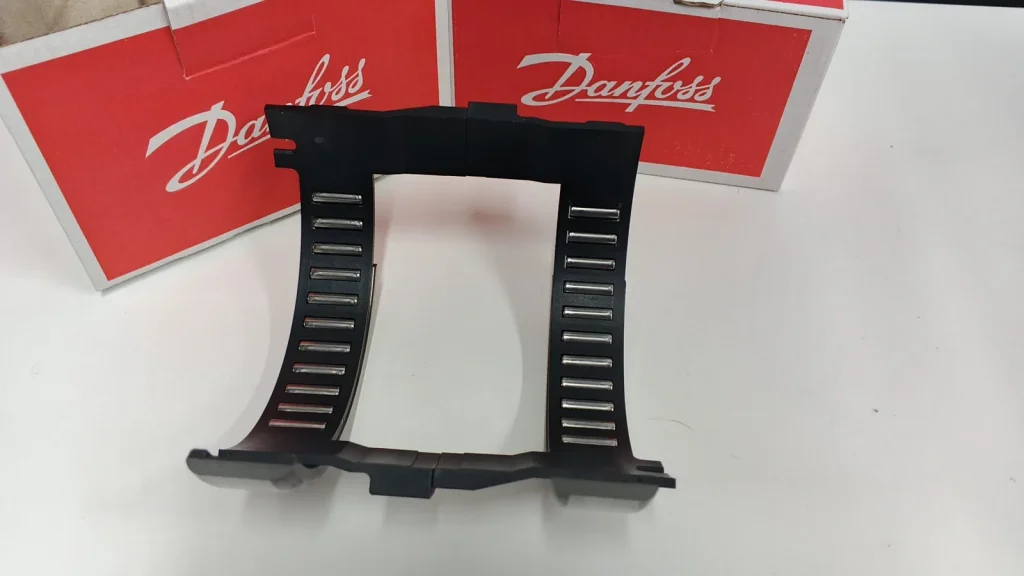 Ansamblu semirulmenți leagăn Danfoss 345124